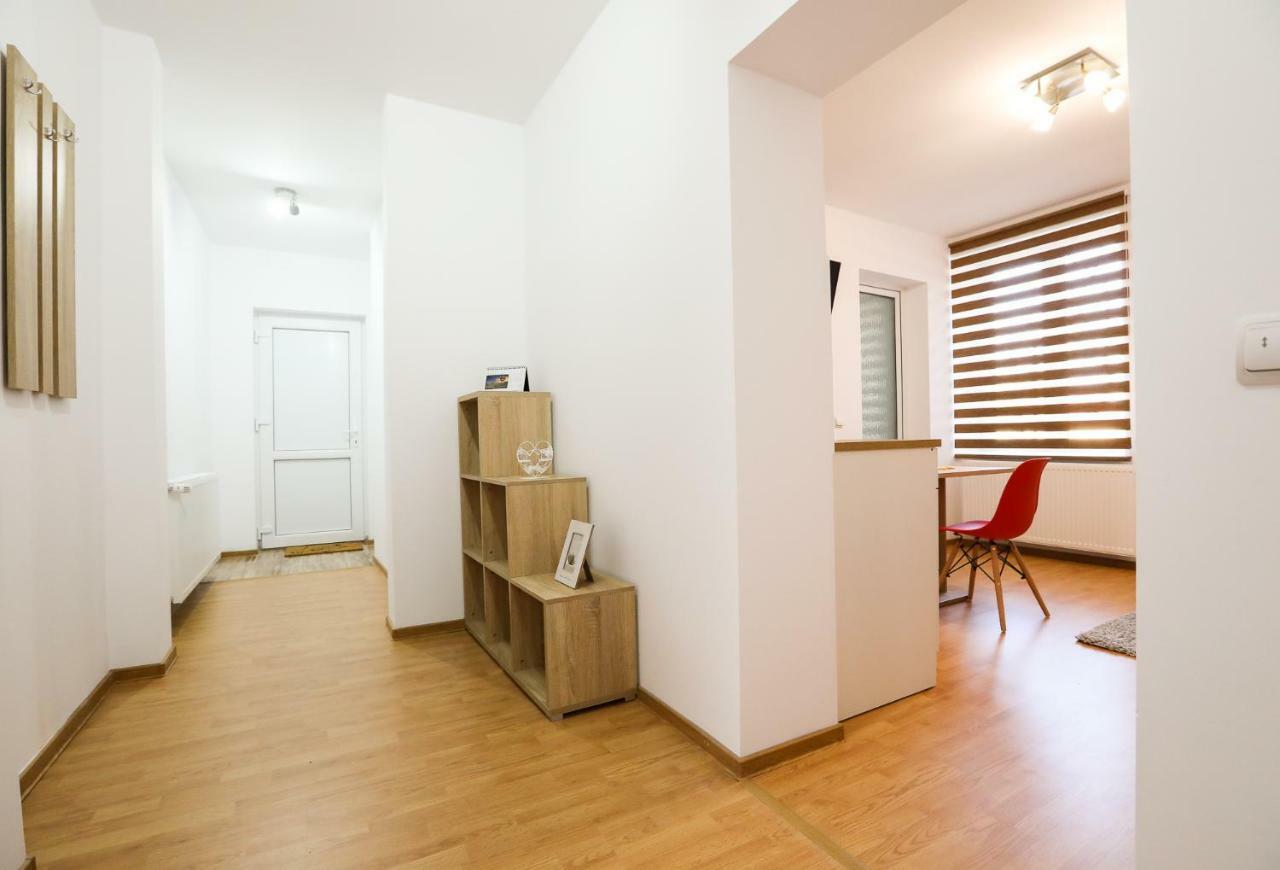 Serenity House Apartments Sibiu Esterno foto